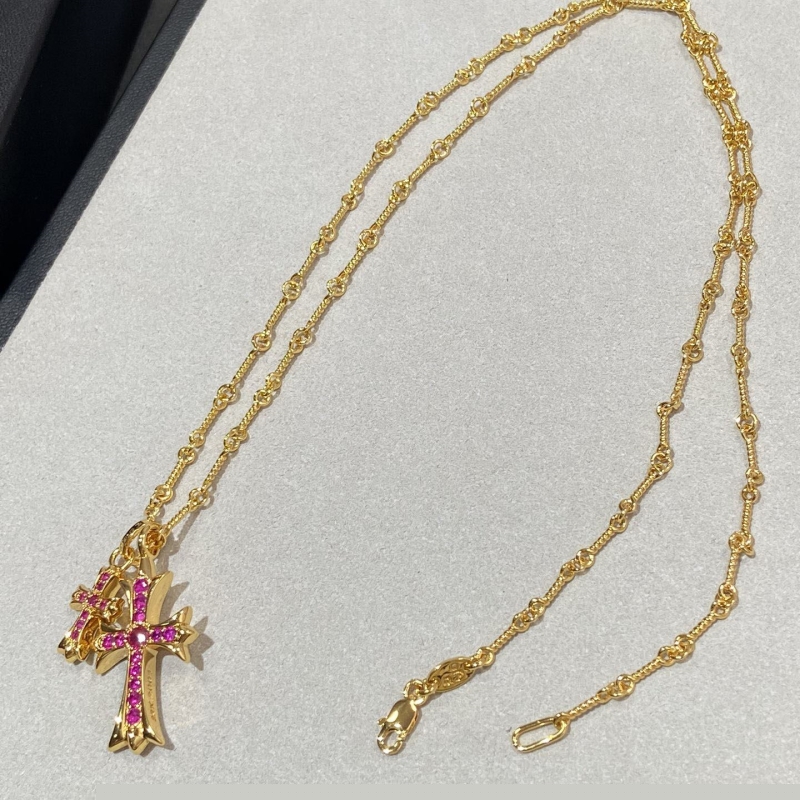Ch**me He**ts necklaces